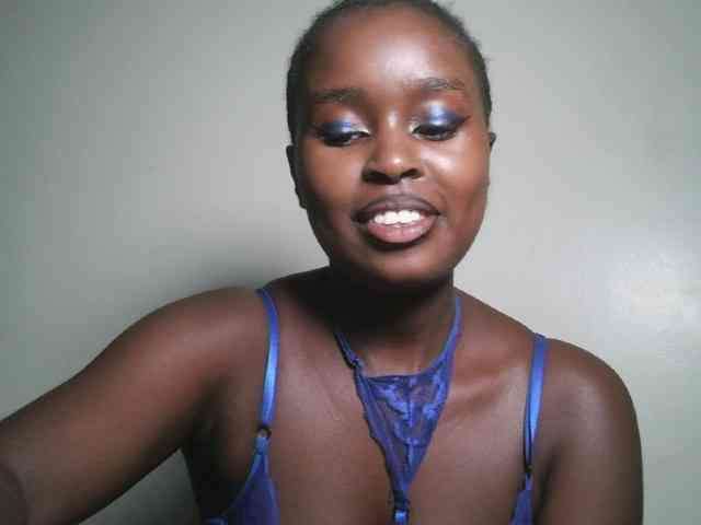 Spiceynelly webcam