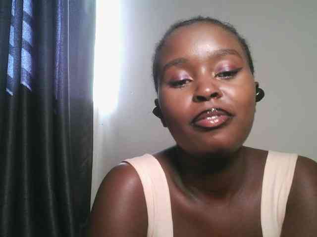 Spiceynelly webcam
