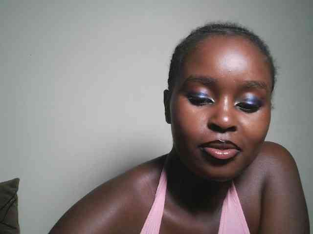Spiceynelly webcam