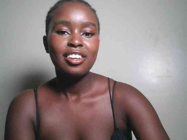 Spiceynelly webcam