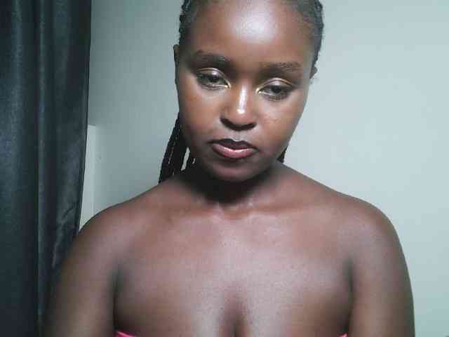 Spiceynelly webcam