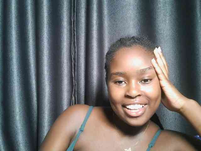 Spiceynelly webcam