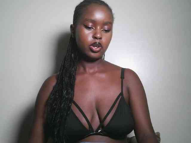 Spiceynelly webcam