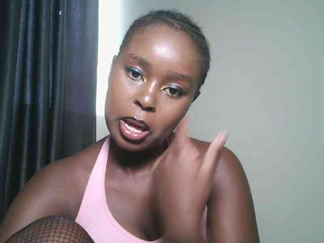 Spiceynelly webcam