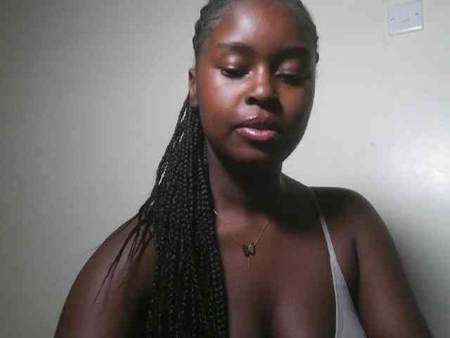 Spiceynelly webcam