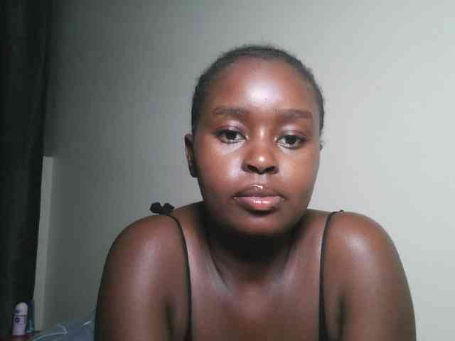 Spiceynelly webcam
