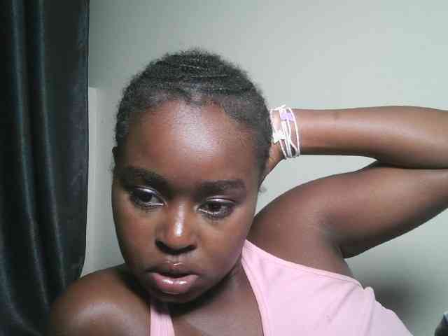 Spiceynelly webcam