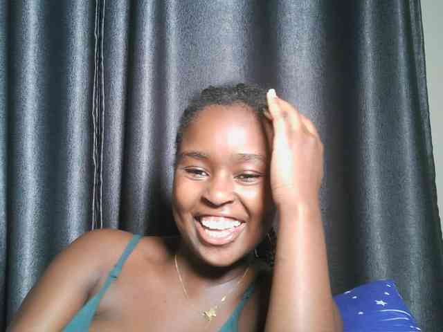 Spiceynelly webcam