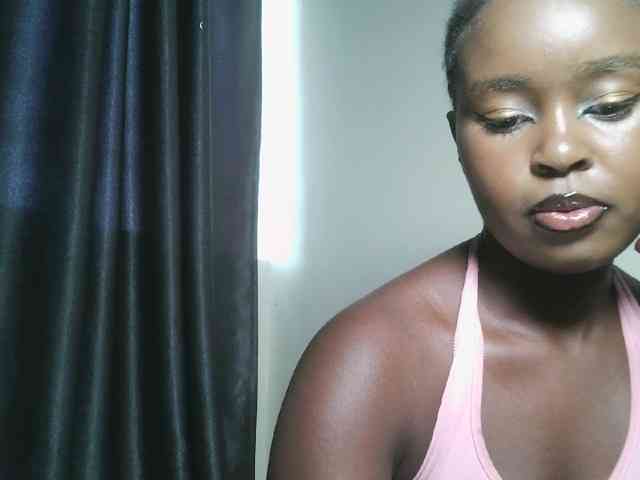 Spiceynelly webcam
