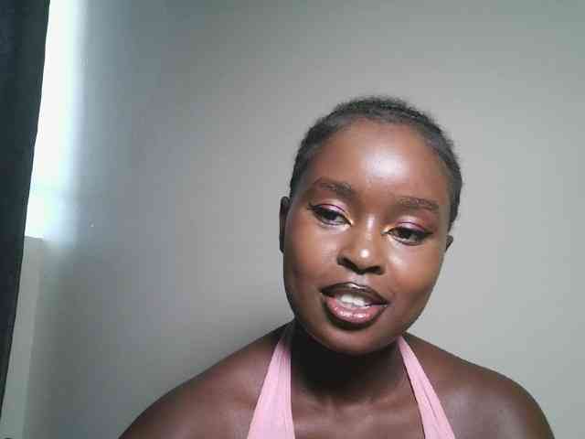 Spiceynelly webcam