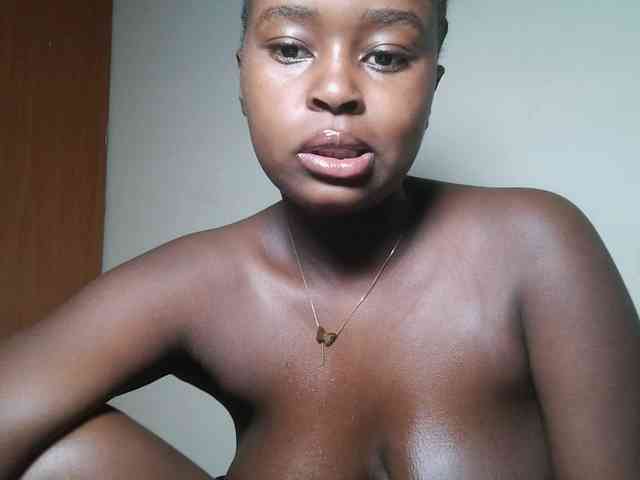 Spiceynelly webcam