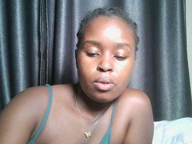 Spiceynelly webcam