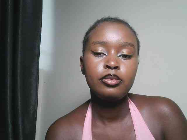 Spiceynelly webcam