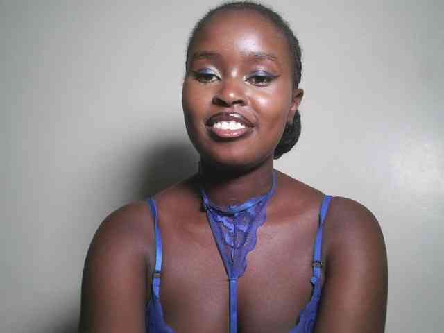 Spiceynelly webcam