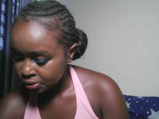 Spiceynelly webcam