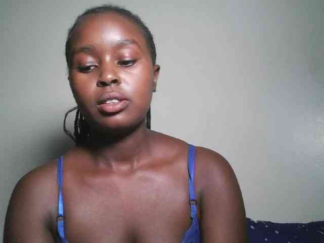 Spiceynelly webcam