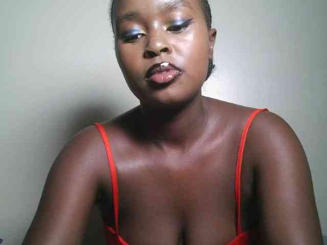Spiceynelly webcam