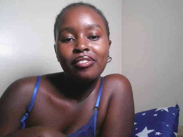 Spiceynelly webcam