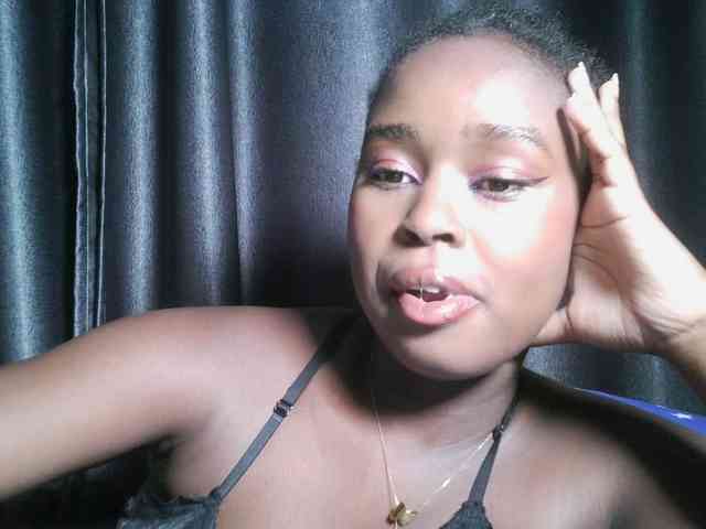 Spiceynelly webcam