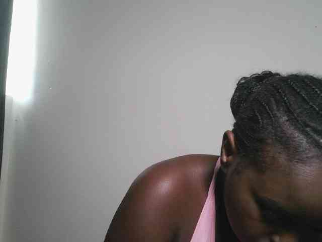 Spiceynelly webcam