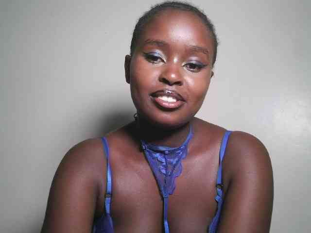 Spiceynelly webcam