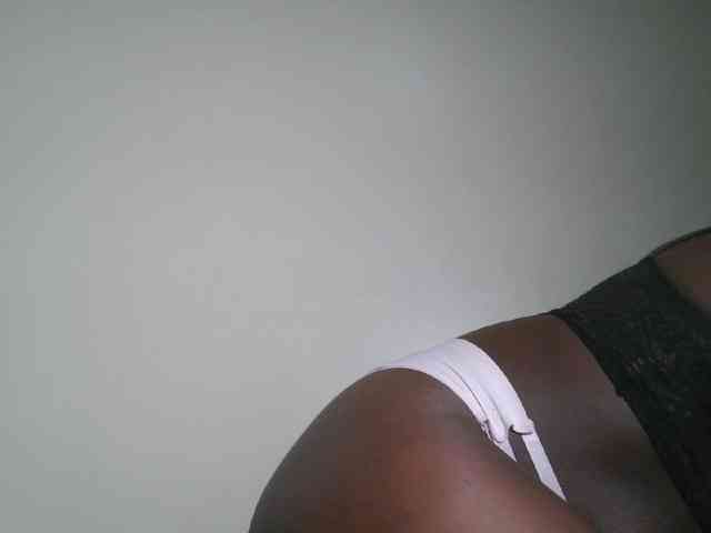 Spiceynelly webcam