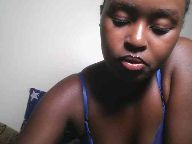 Spiceynelly webcam