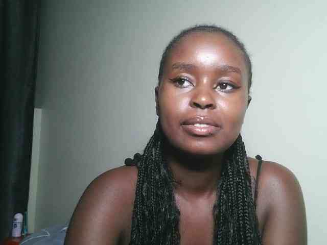 Spiceynelly webcam