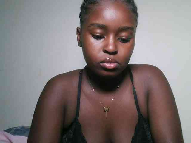 Spiceynelly webcam