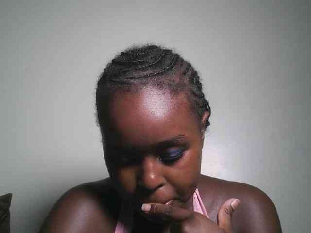 Spiceynelly webcam