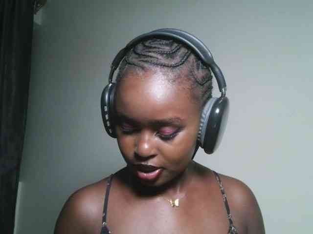 Modella: Spiceynelly