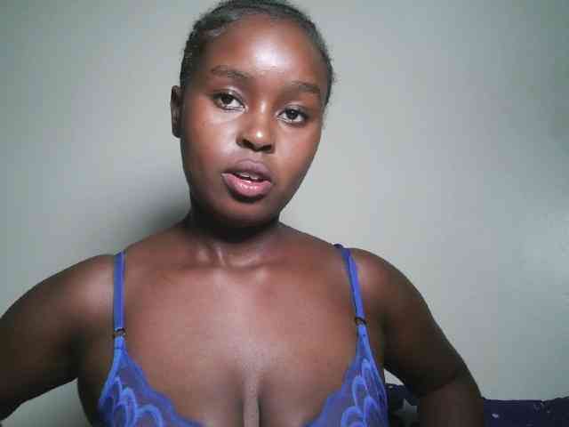 Spiceynelly webcam