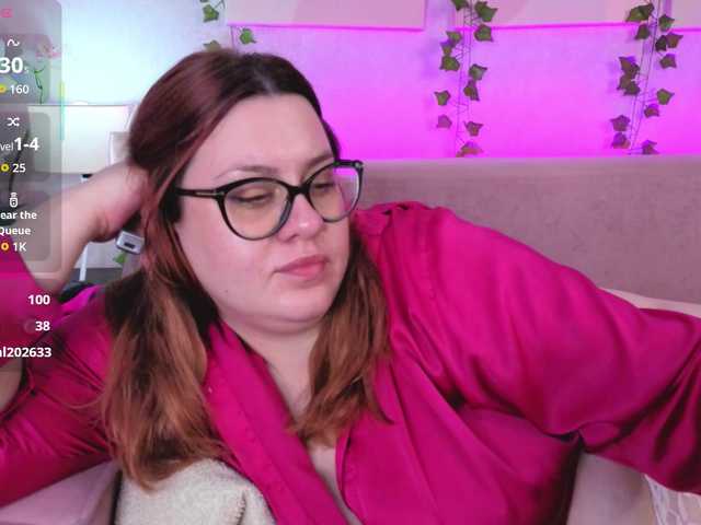 Valery-Grand live cam