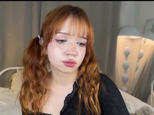 Sex chat gratuit in direct cu LolaXBambi pe BongaCams