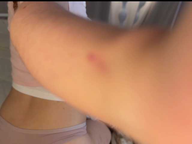 Sex chat gratuit in direct cu LolaXBambi pe BongaCams