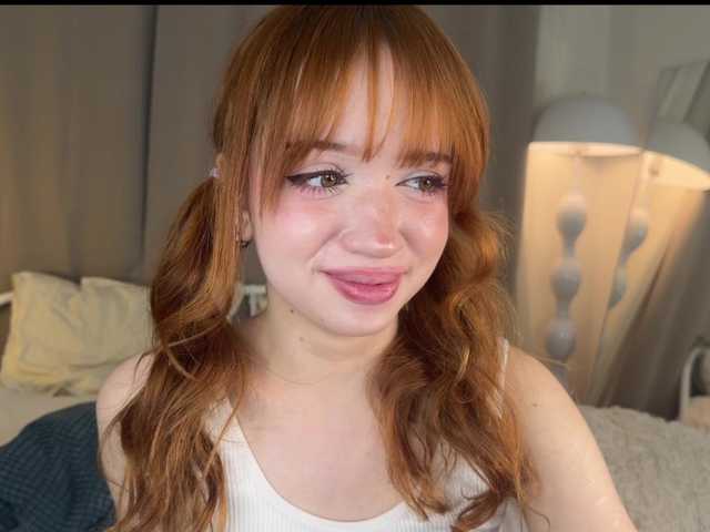 Sex chat gratuit in direct cu LolaXBambi pe BongaCams