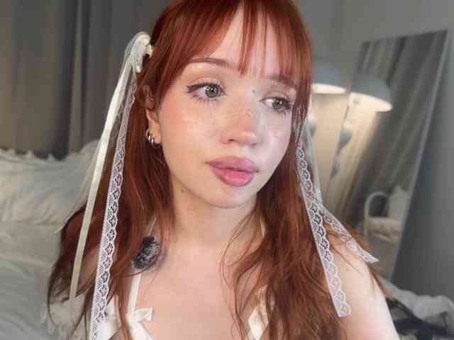 LolaXBambi webcam