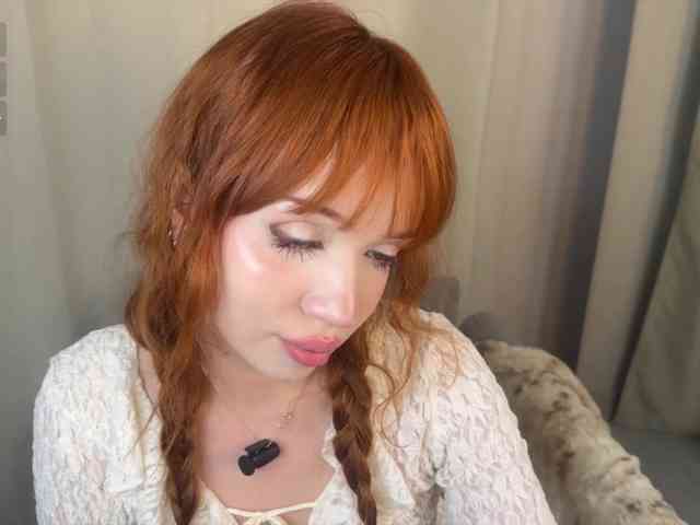 LolaXBambi webcam