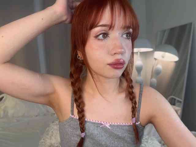 LolaXBambi webcam