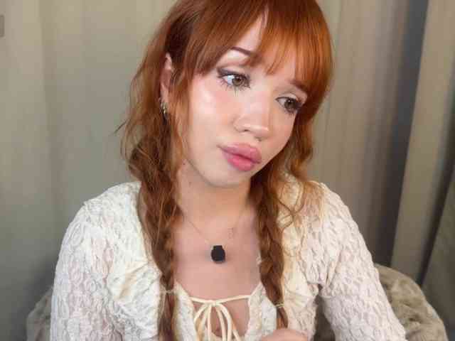 LolaXBambi webcam
