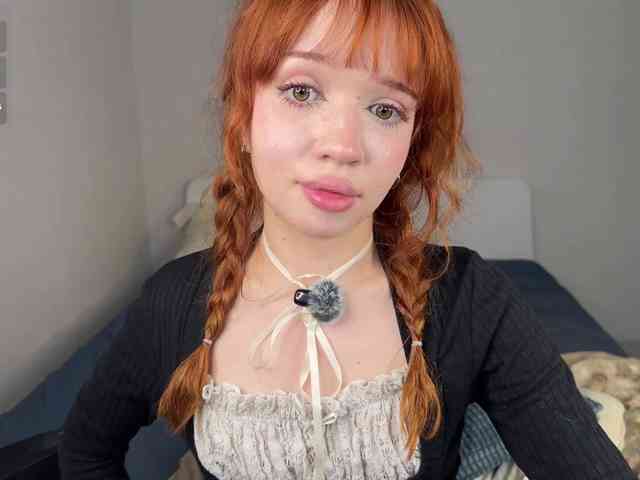 LolaXBambi webcam