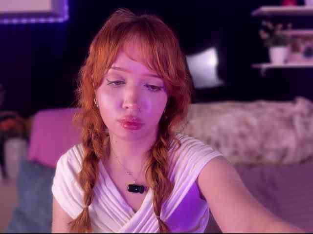 LolaXBambi webcam