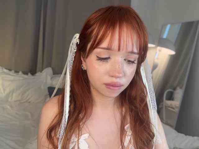 LolaXBambi webcam