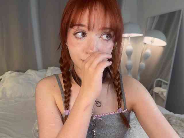 LolaXBambi webcam