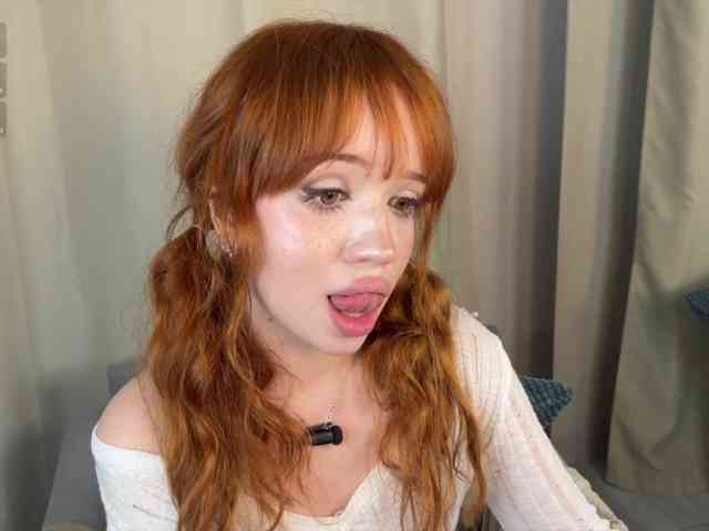LolaXBambi webcam
