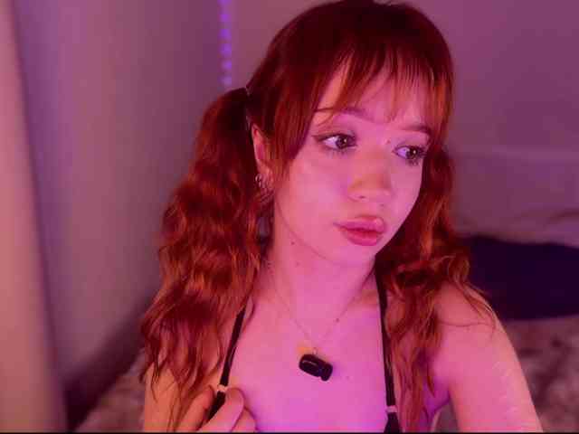 LolaXBambi webcam