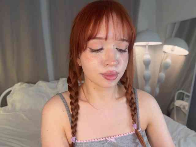 LolaXBambi webcam