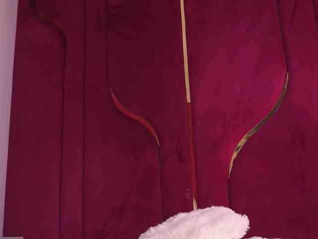 WickedLily webcam