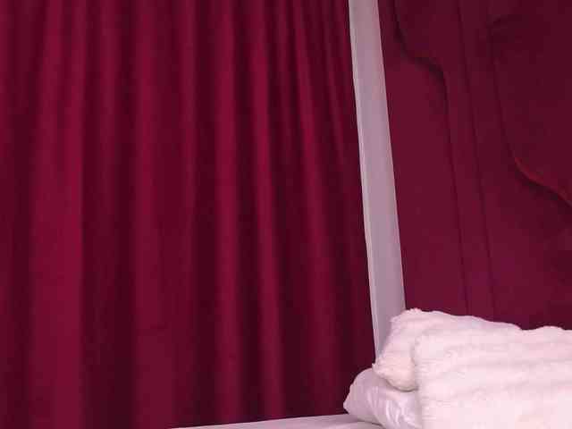 WickedLily webcam