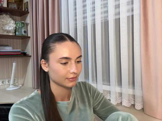 CarleenKnappe live cam on BongaCams